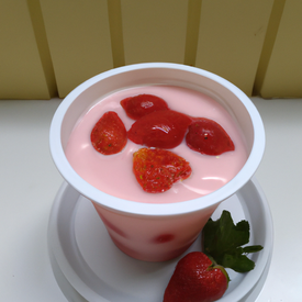Iogurte desnatado caseiro sabor morango 