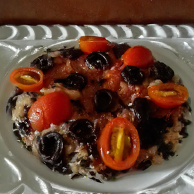 Risoto de azeitonas pretas e mescla de tomates seco e pelado