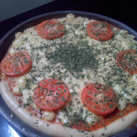 Pizza de mussarela caseira