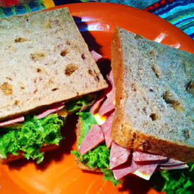 Sanduíche de pão de forma integral
