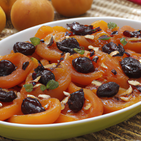 Damascos, amendoim torrado, uva passa e laranja desidratada