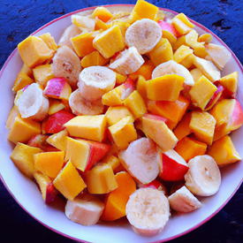 Salada de frutas( maçã,  banana,  pêssego,  mamão,  manga e laranja )